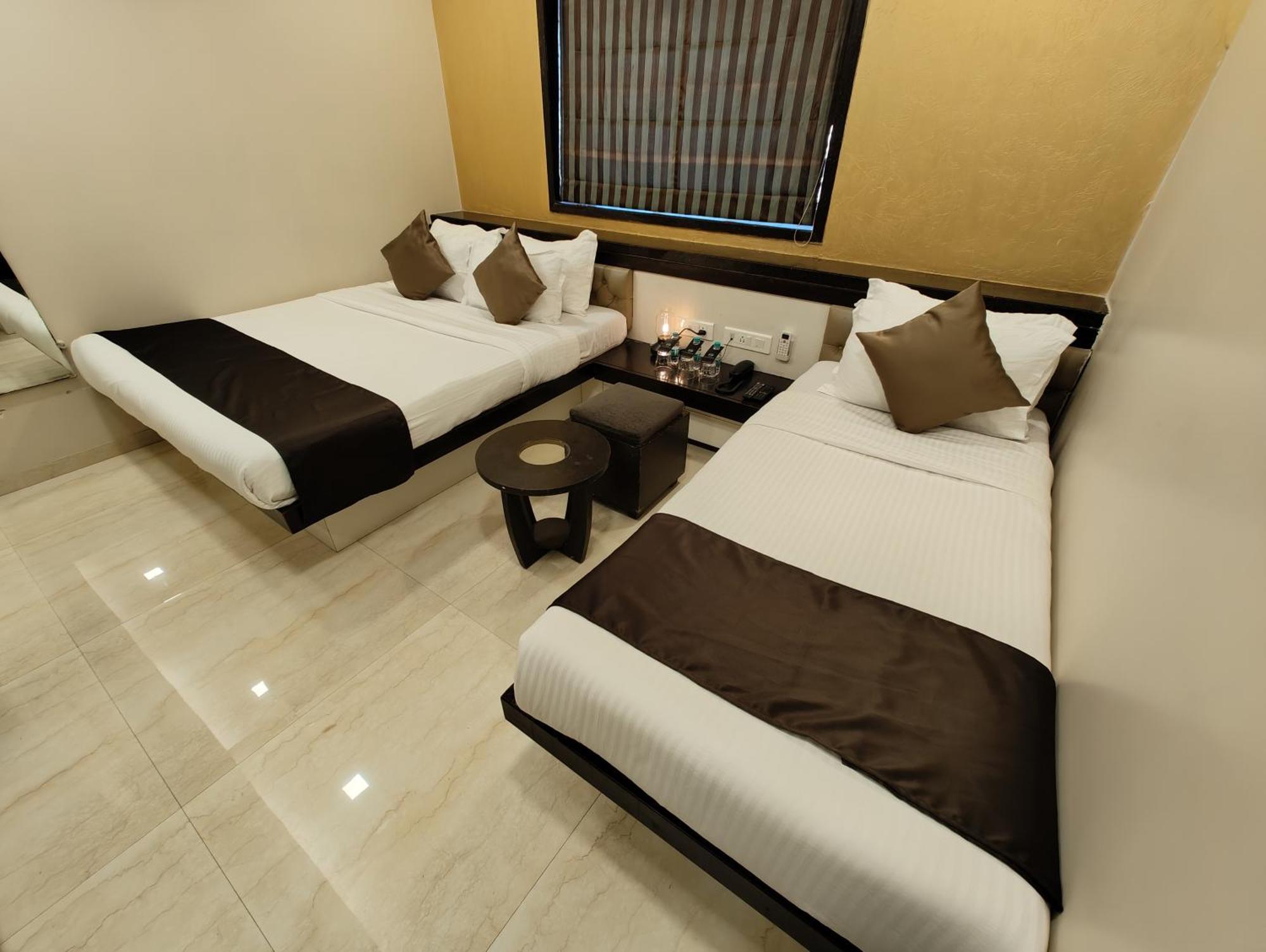 The Majlis Hotel - Colaba Mumbai Exterior photo